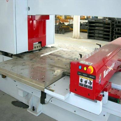 鋼材加工(gōng)2